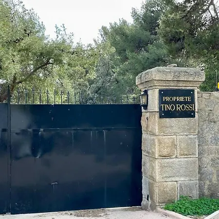 Paillote Perchee A 180 ° Sur La Ajaccio