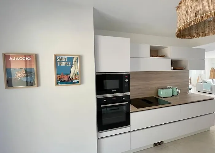 Appartement Paillote Perchee A 180 ° Sur La