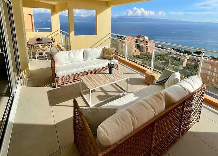 Apartment Paillote Perchee A 180 ° Sur La